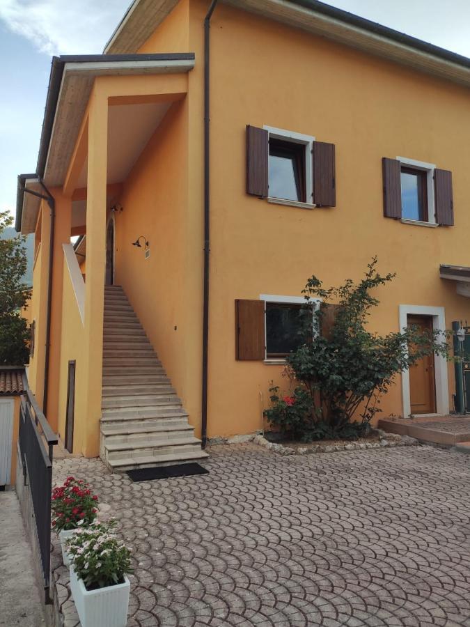 B&B Al Solito Posto LʼAquila Exterior foto